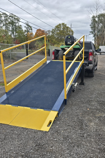 Light duty customer loading ramp